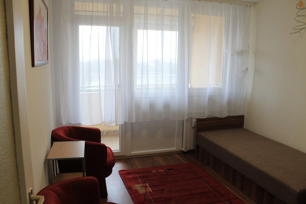Louis Apartment Budapest Esterno foto